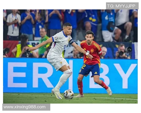 法国力克瑞士晋级欧洲杯半决赛，惊艳全场的足坛盛宴